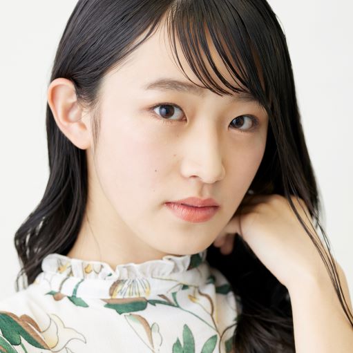 出口　真帆